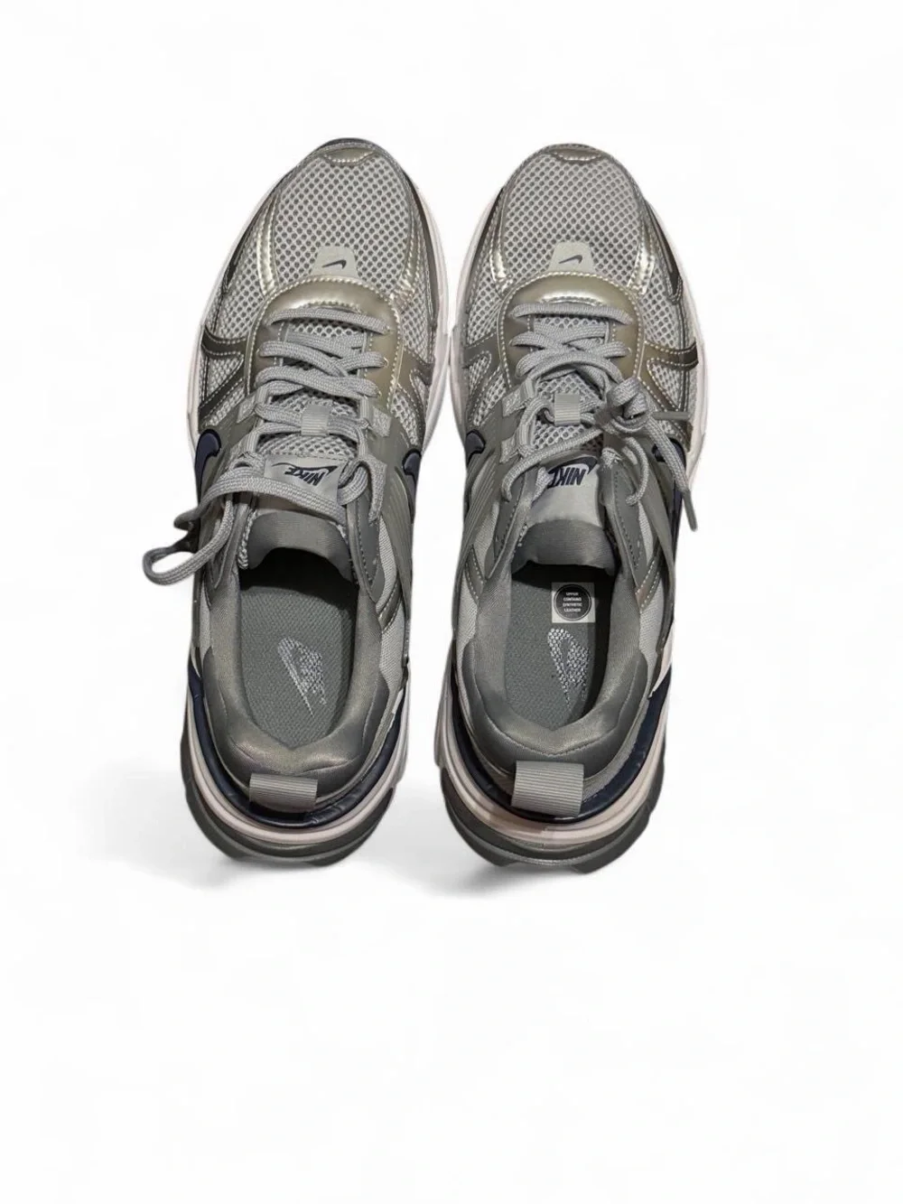Nike men’s v2k